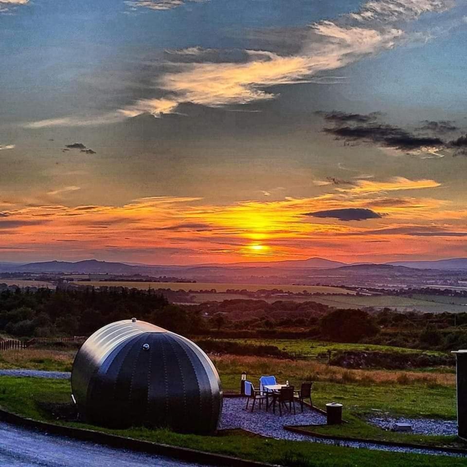 Forth Mountain Glamping Ballintlea Экстерьер фото
